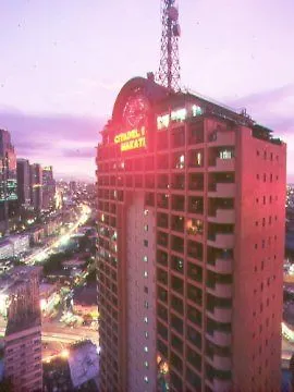 马卡蒂王城酒店 酒店